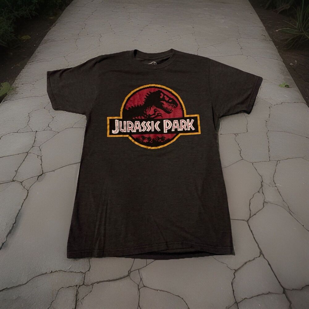 Jurassic Park World Men’s Small Gray Lightweight Graphic T-Shirt Dinosaur Movie